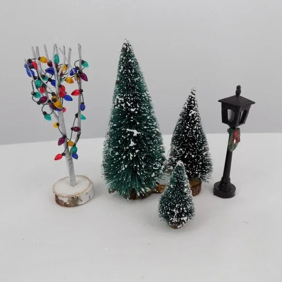 Lemax Dickensvale 11 Piece Lighted Village Set Christmas Decoration Vtg Box FLAW - Picture 8 of 11